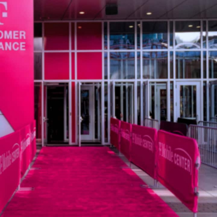 No line at the customer entrance of an event.